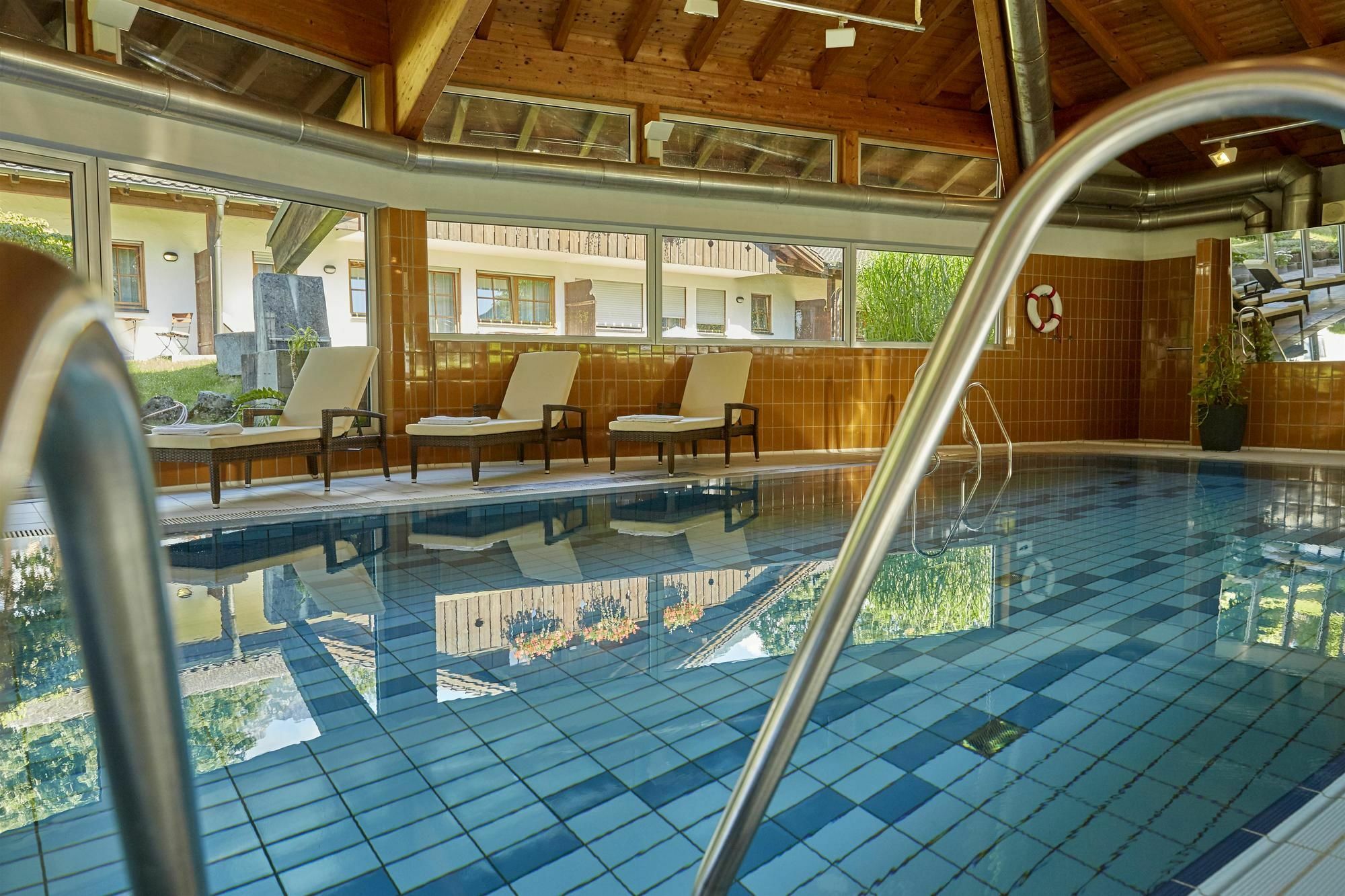 Hyperion Hotel Garmisch - Partenkirchen Exterior photo Indoor swimming pool